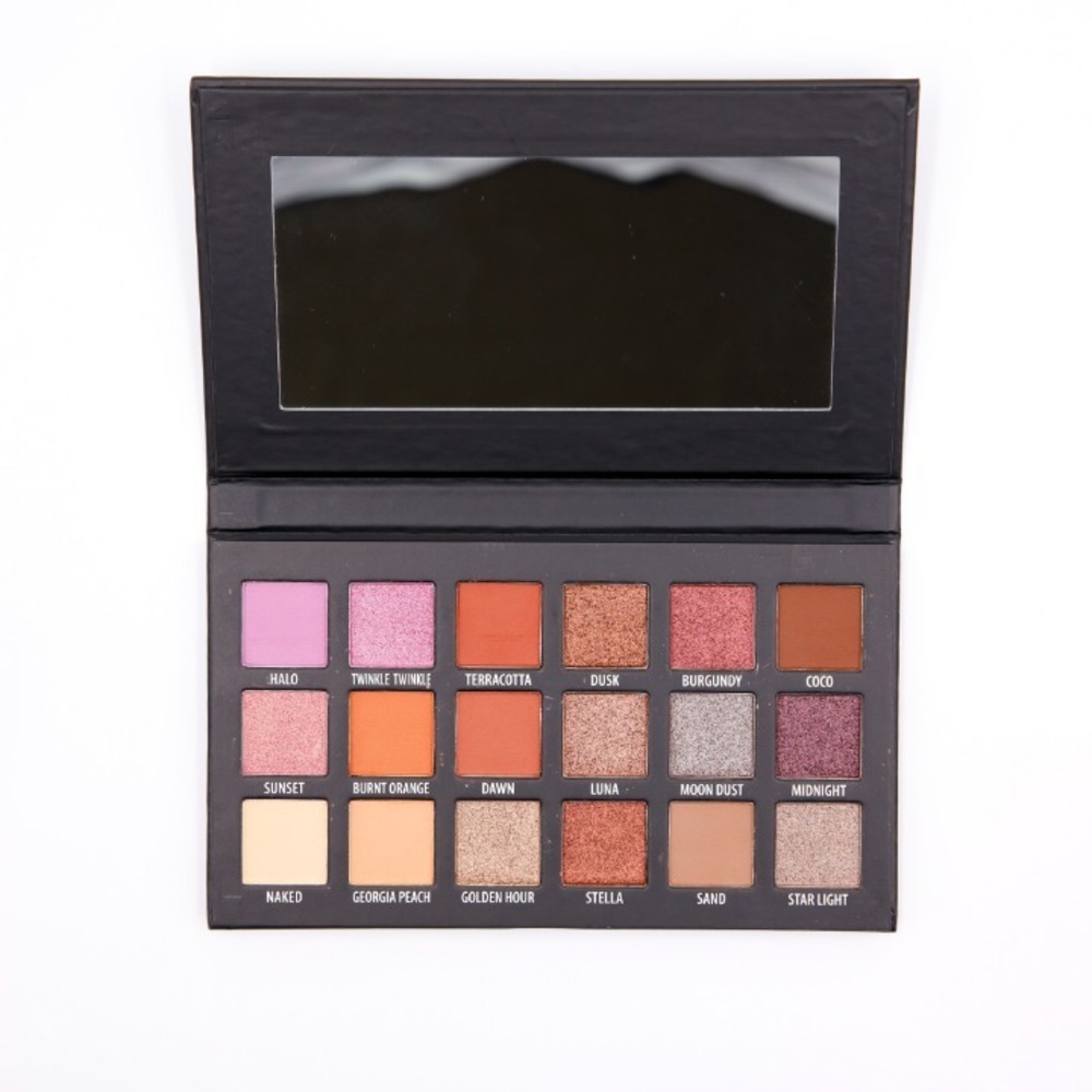 KAB Cosmetics -‎ Day + Night Eyeshadow Palette